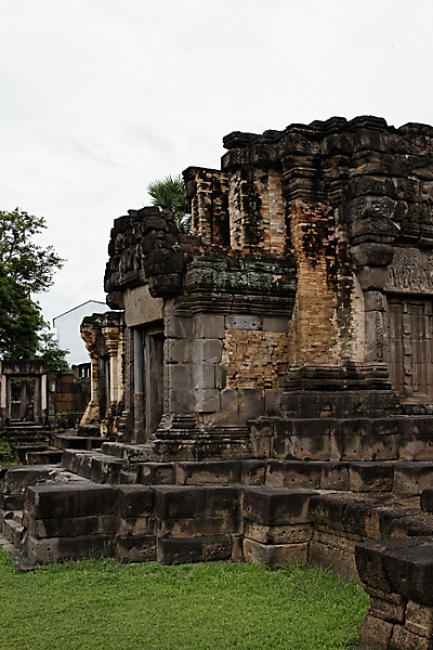 Prasat Sa Kamphaeng Yai-031